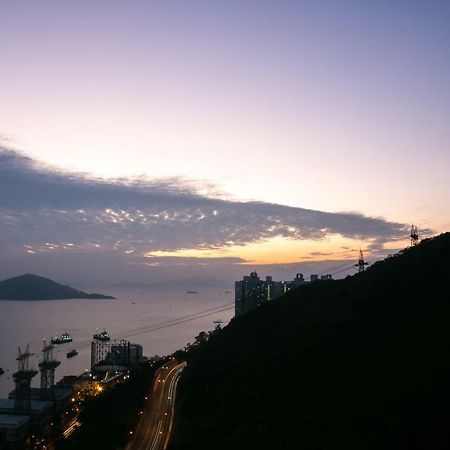 Hong Kong Reese Hotel Exterior photo